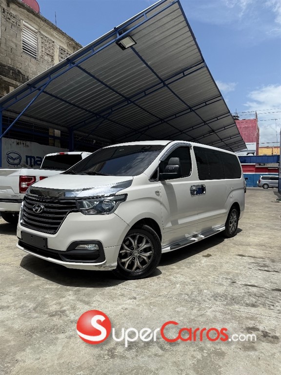 2018 Hyundai Grand Starex — foto 2 / 9