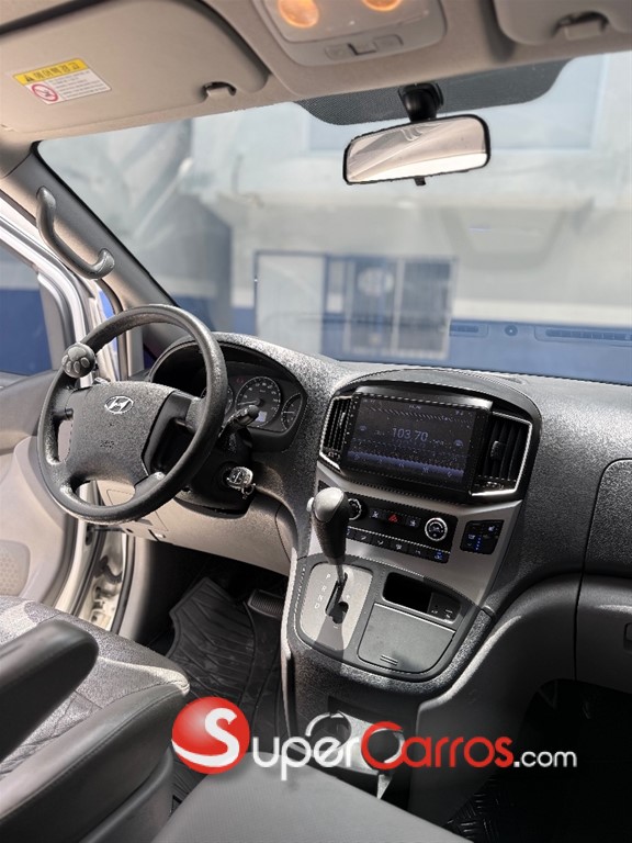 2018 Hyundai Grand Starex — foto 5 / 9