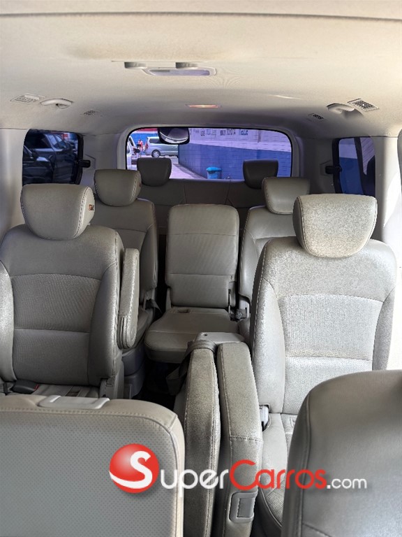 2018 Hyundai Grand Starex — foto 7 / 9