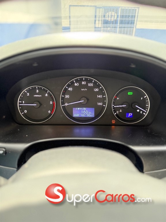 2018 Hyundai Grand Starex — foto 9 / 9
