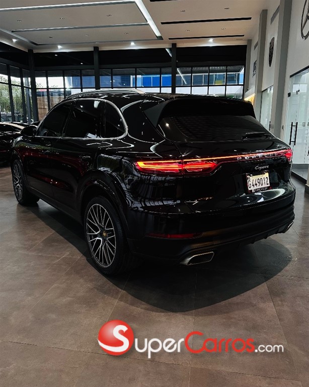2019 Porsche Cayenne — foto 10 / 12