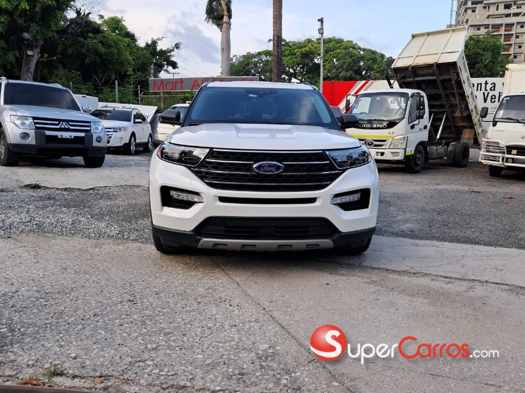 2021 Ford Explorer XLT ECOBOOST — foto 2 / 12