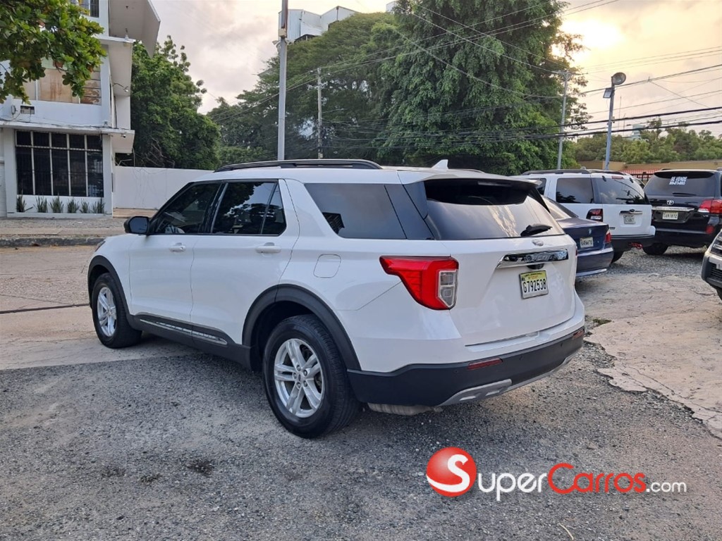 2021 Ford Explorer XLT ECOBOOST — foto 4 / 12