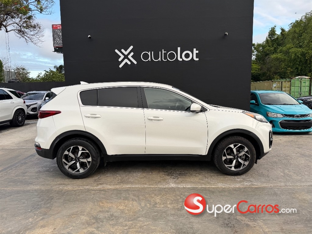 2021 Kia Sportage — foto 2 / 9