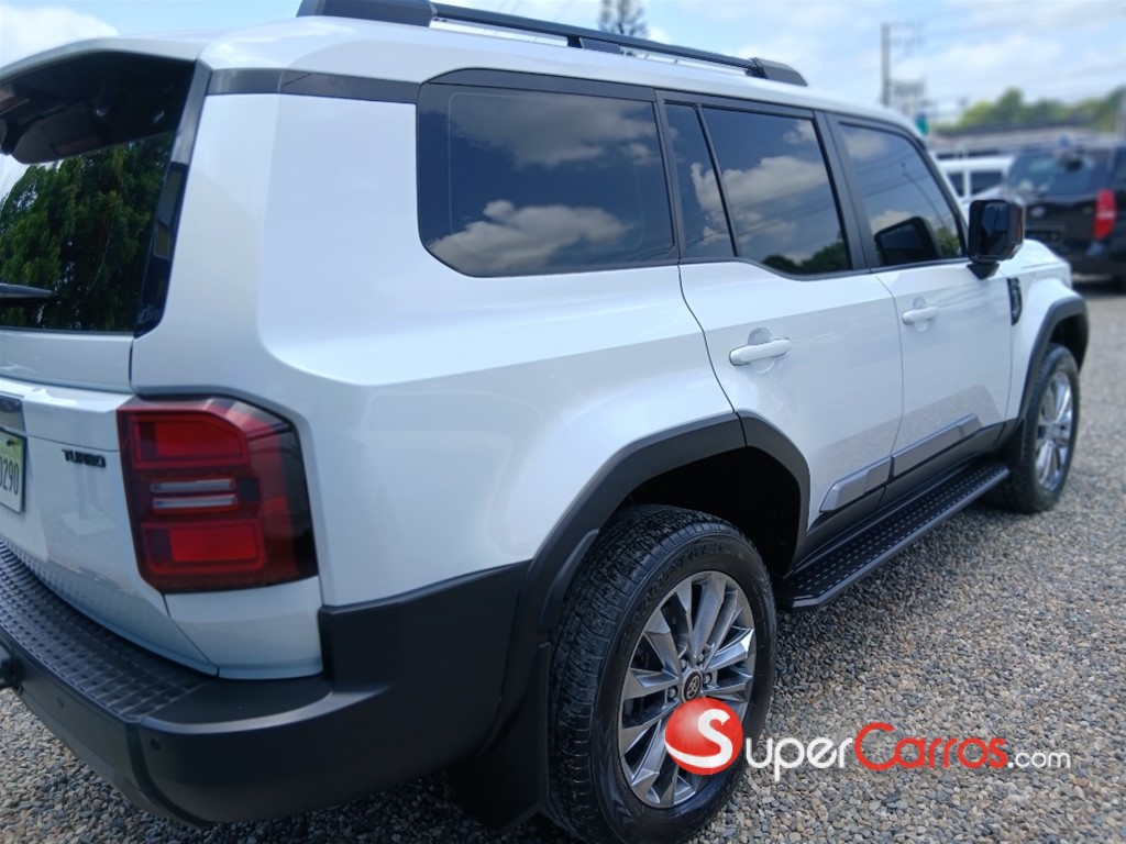 2025 Toyota Land Cruiser Prado Luxury 01 — foto 3 / 10