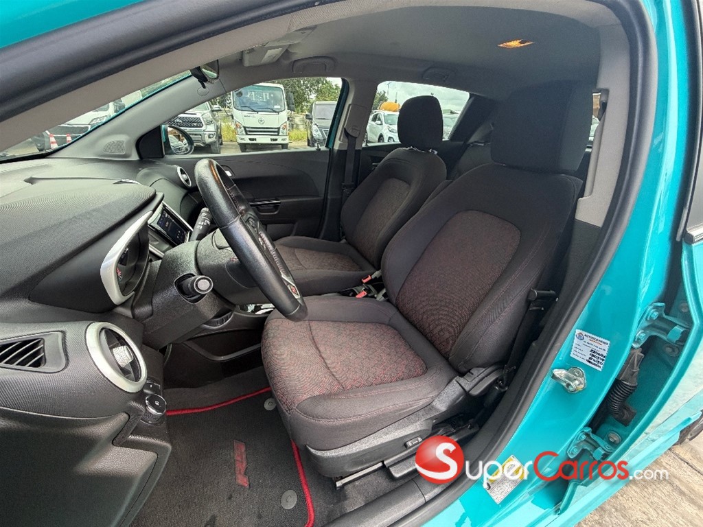 2020 Chevrolet Sonic Premier RS — foto 6 / 7