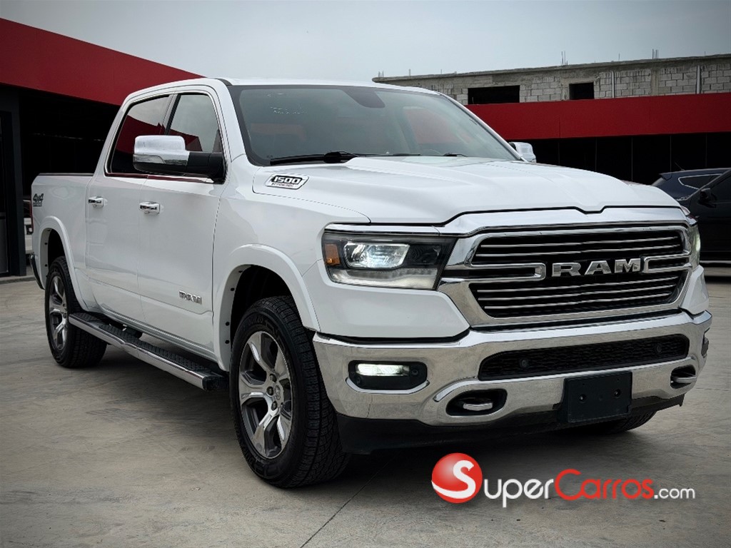 2020 Dodge Ram 1500 Laramie — foto 2 / 12