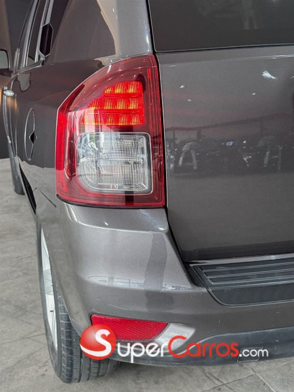 2017 Jeep Compass Sport — foto 3 / 11