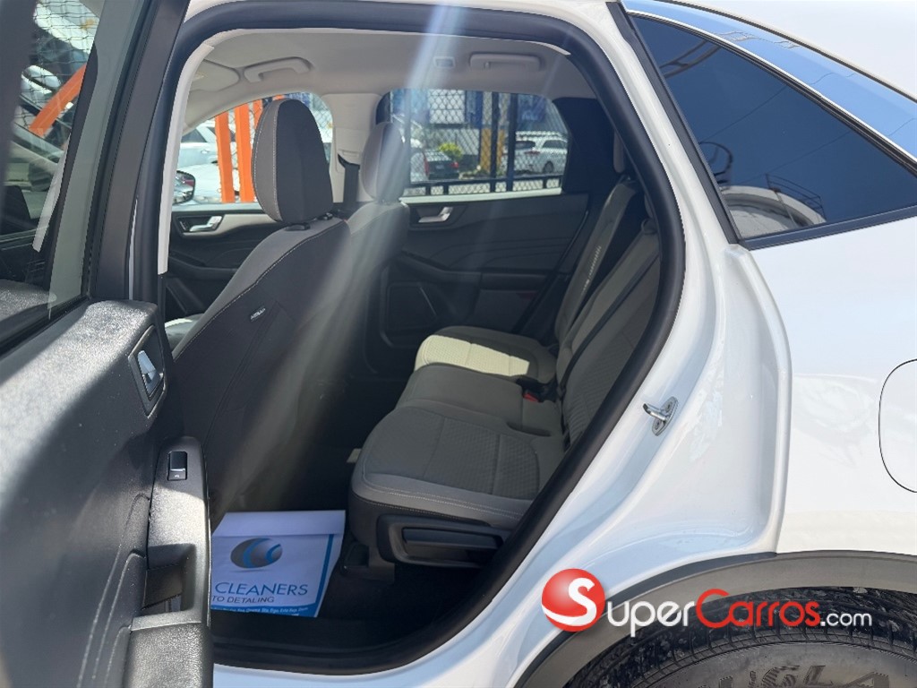 2021 Ford Escape SE Ecoboost — foto 7 / 9