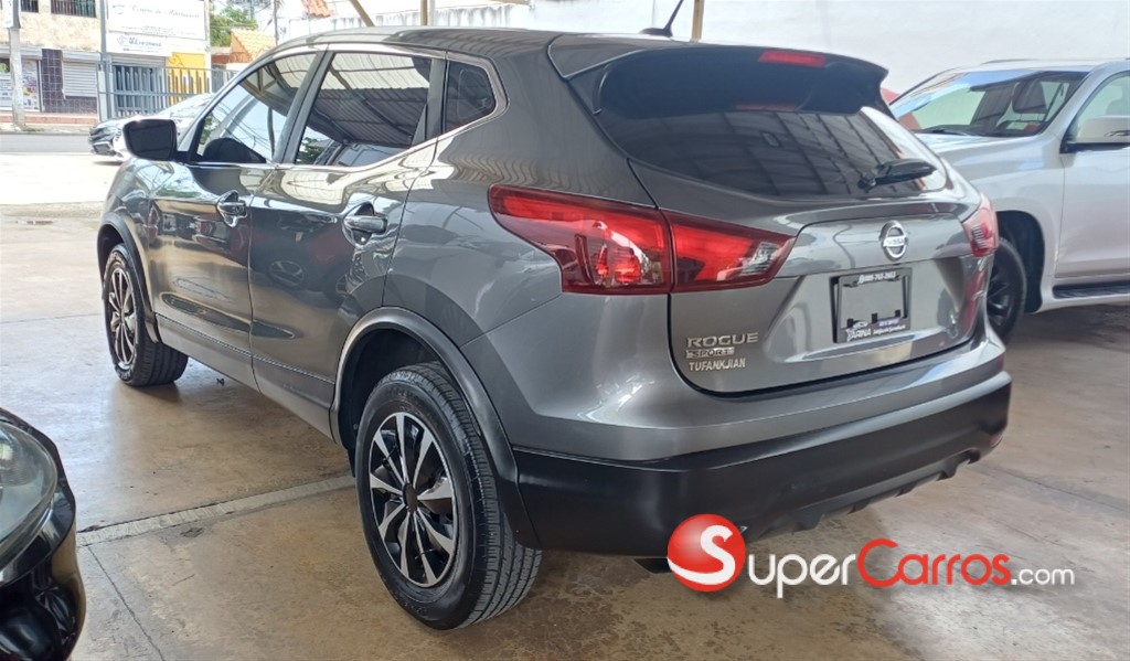 2018 Nissan Rogue Sport — foto 5 / 12