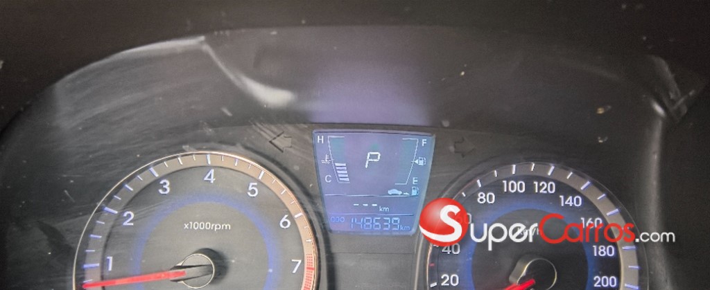 2013 Hyundai Accent GLS — foto 9 / 10