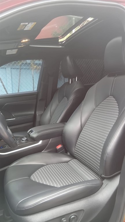 2021 Toyota Highlander XSE — foto 8 / 12