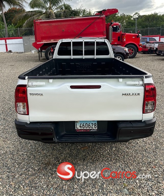 2022 Toyota Hilux — foto 2 / 7