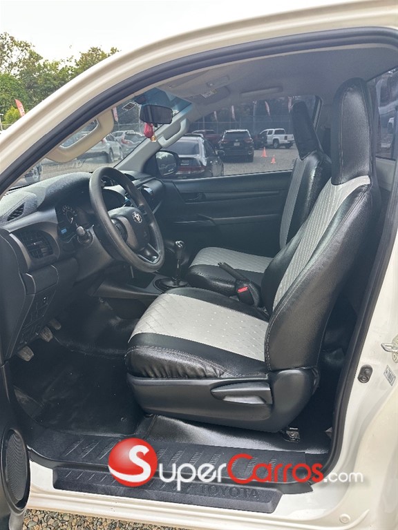 2022 Toyota Hilux — foto 3 / 7