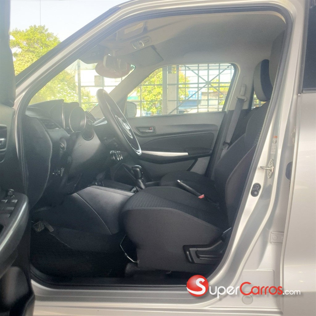 2021 Suzuki Swift Sport — foto 6 / 12