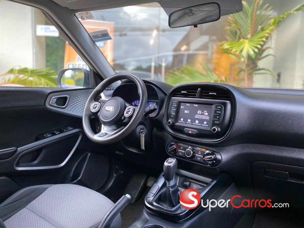 2020 Kia Soul — foto 7 / 9