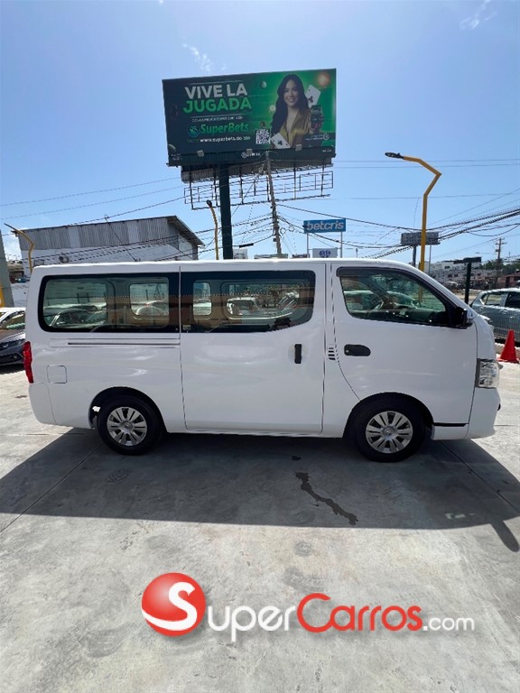 2019 Nissan NV 350 — foto 5 / 10