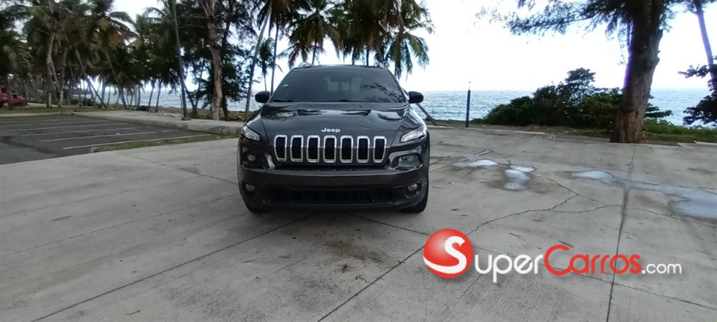 2018 Jeep Cherokee Latitude — foto 2 / 10