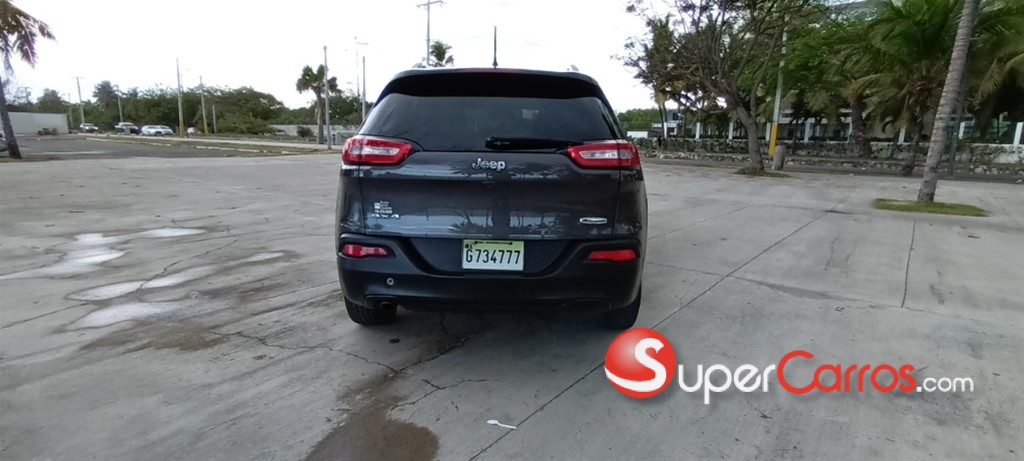 2018 Jeep Cherokee Latitude — foto 5 / 10