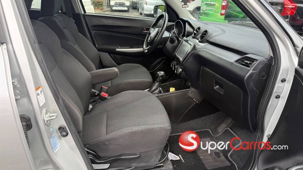 2021 Suzuki Swift — foto 8 / 12