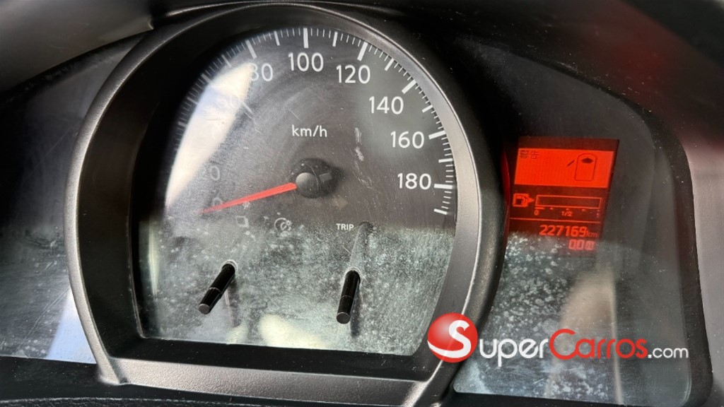 2021 Nissan NV 200 — foto 6 / 10