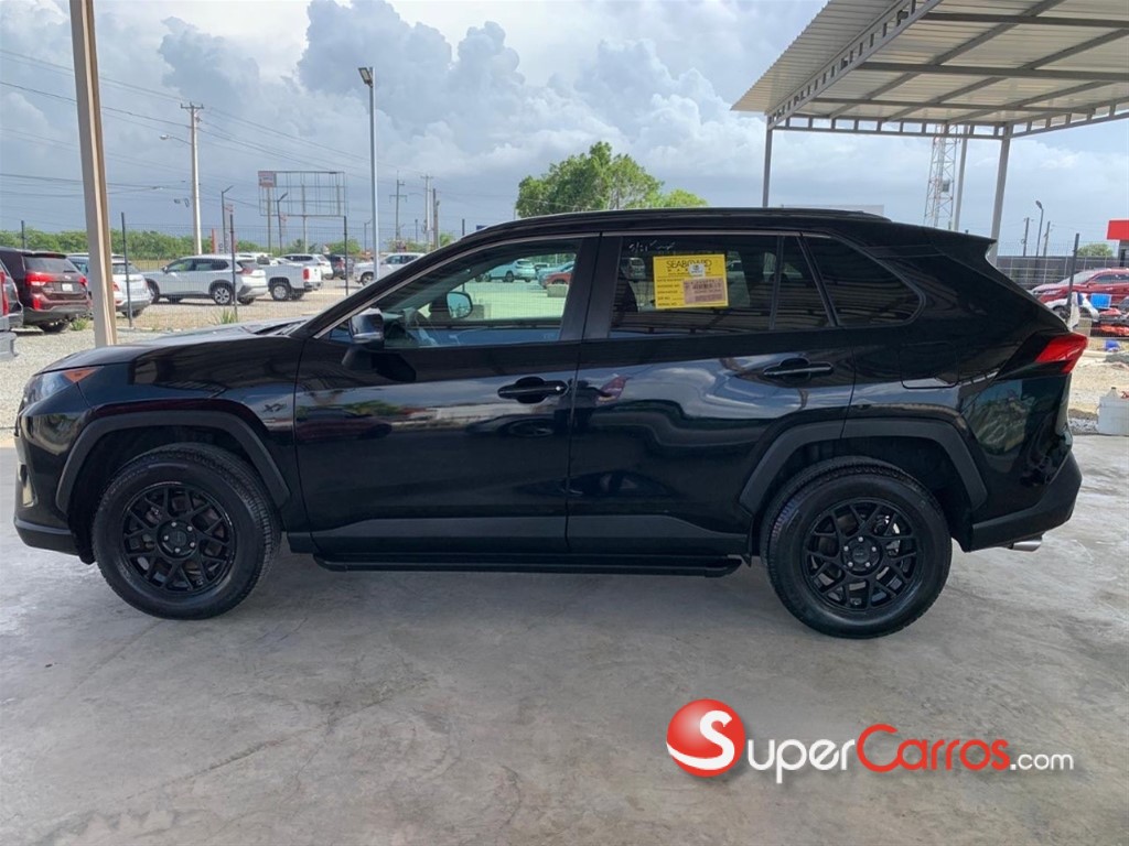 2021 Toyota RAV4 LE — foto 5 / 9