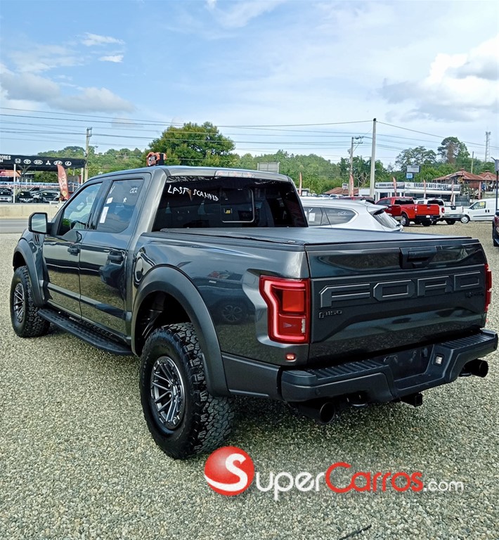 2020 Ford F 150 Raptor — foto 6 / 9