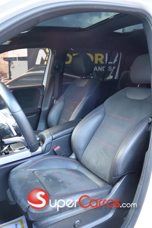 2020 Mercedes-Benz Clase GLB 250 AMG — foto 5 / 11