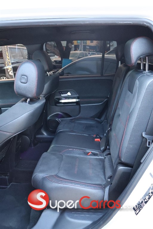 2020 Mercedes-Benz Clase GLB 250 AMG — foto 6 / 11