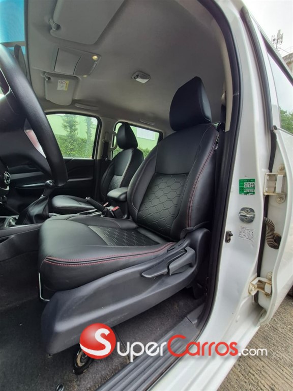 2024 Nissan Frontier S — foto 7 / 12