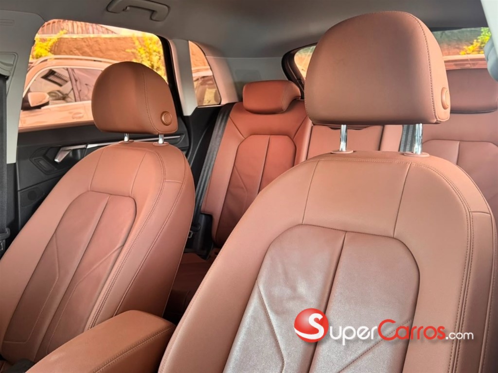 2021 Audi Q3 35 TFSI Advance Plus — foto 7 / 12