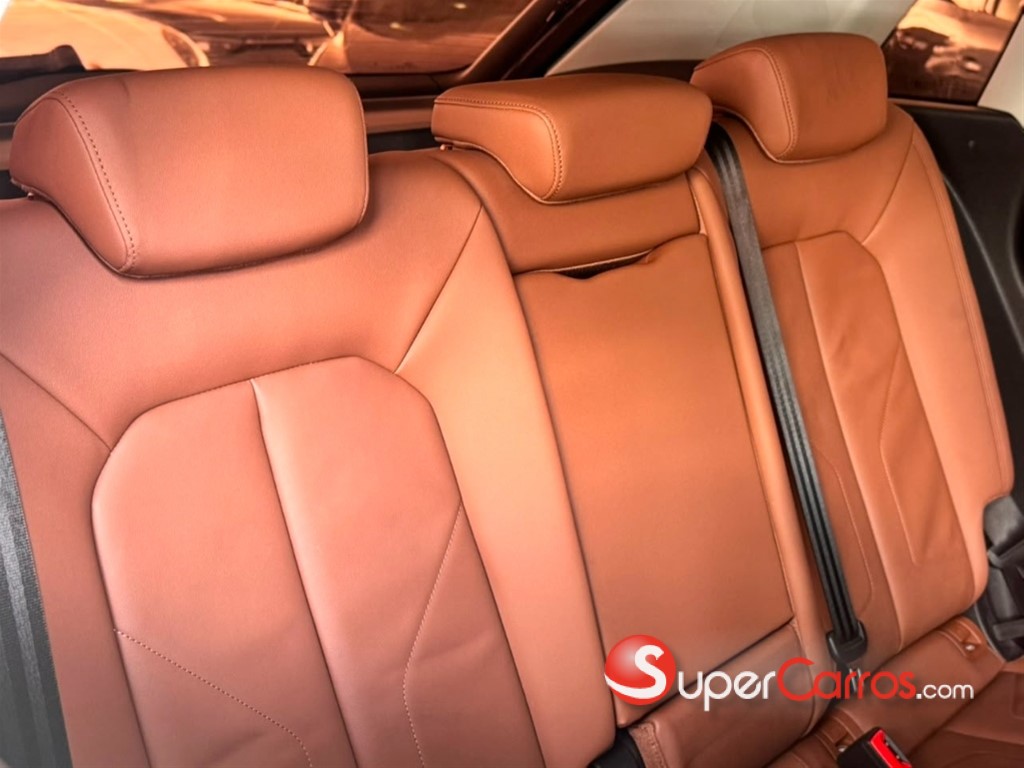 2021 Audi Q3 35 TFSI Advance Plus — foto 9 / 12