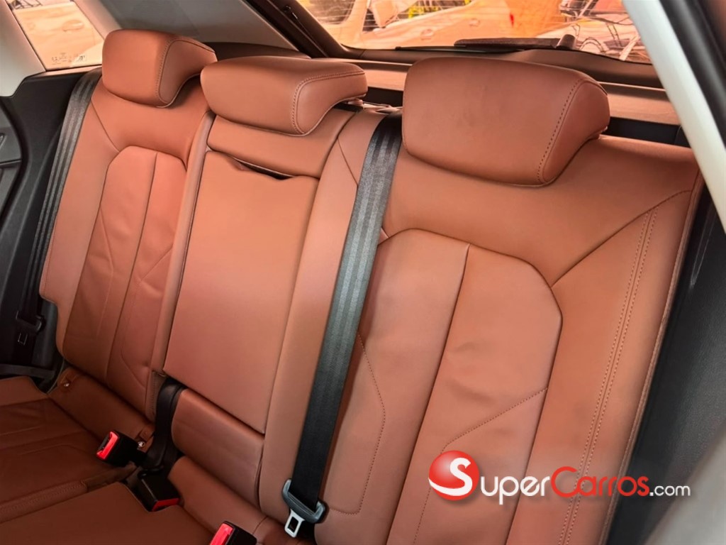 2021 Audi Q3 35 TFSI Advance Plus — foto 10 / 12