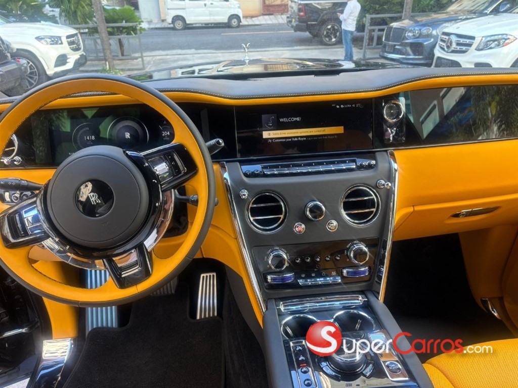 2025 Rolls Royce Cullinan — foto 5 / 11