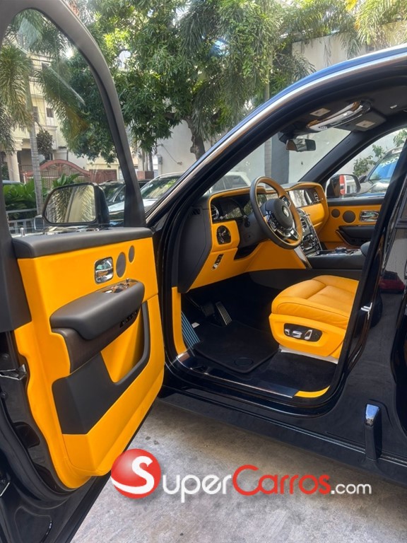 2025 Rolls Royce Cullinan — foto 8 / 11