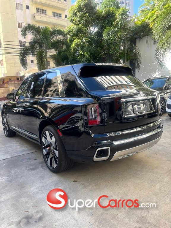 2025 Rolls Royce Cullinan — foto 11 / 11