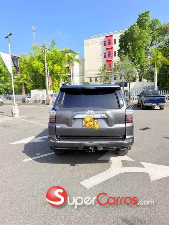 2021 Toyota 4 Runner Limited — foto 11 / 12