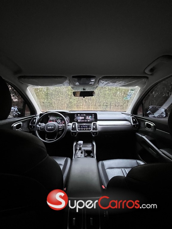 2023 Kia Sorento Luxury — foto 6 / 12