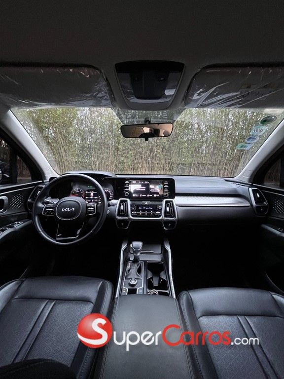 2023 Kia Sorento Luxury — foto 11 / 12