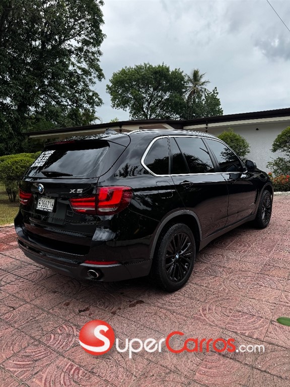 2016 BMW X 5 M 30D — foto 5 / 10