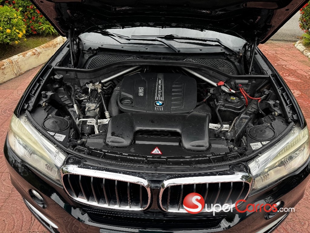 2016 BMW X 5 M 30D — foto 8 / 10