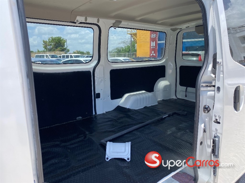 2021 Nissan NV 350 — foto 9 / 10