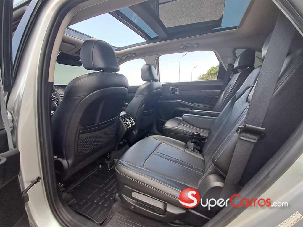 2021 Kia Sorento SX — foto 8 / 9