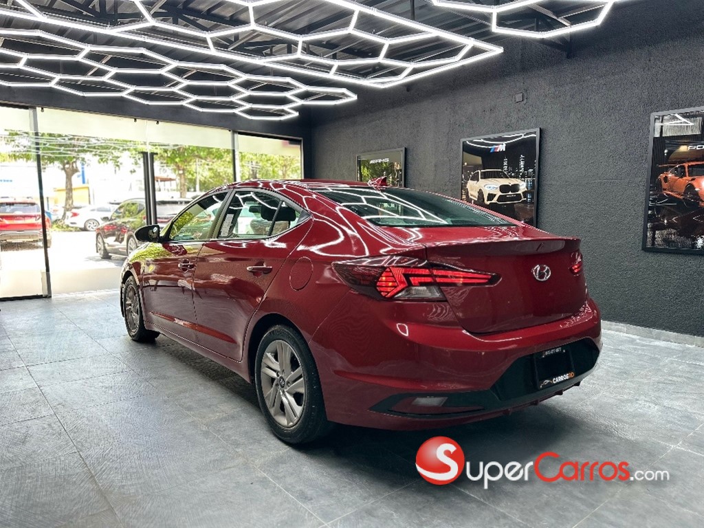 2020 Hyundai Elantra SEL — foto 5 / 9