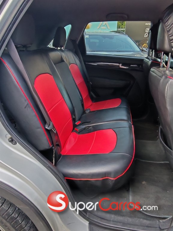 2012 Kia Sorento LX — foto 9 / 9