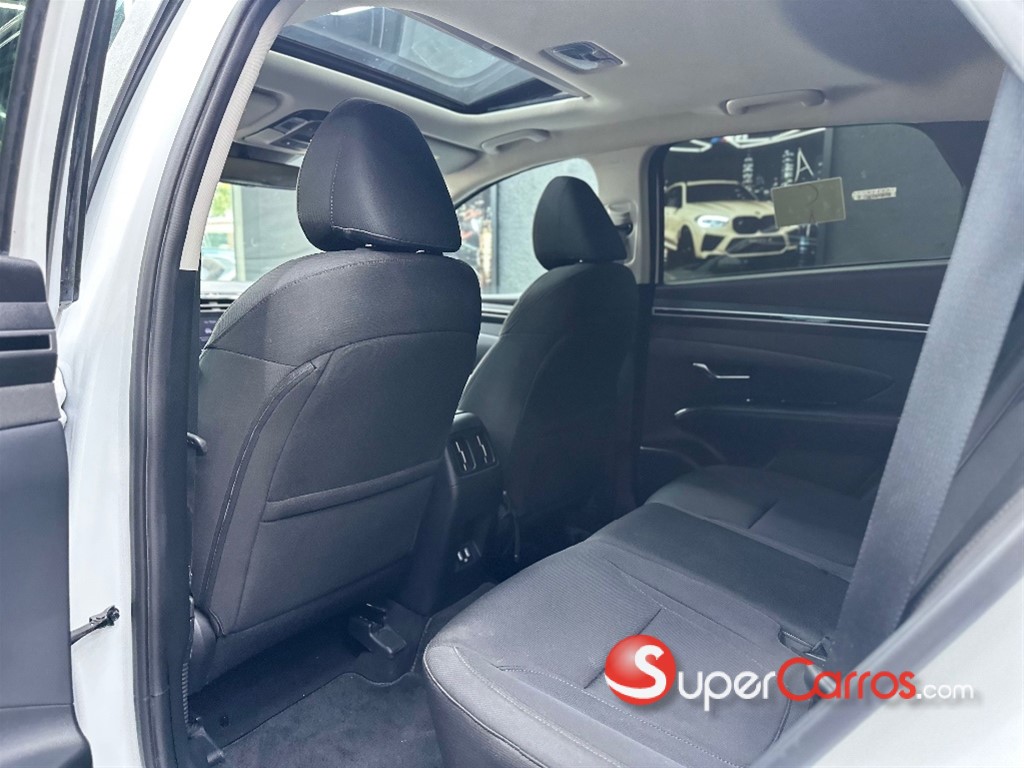 2022 Hyundai Tucson SEL — foto 9 / 11