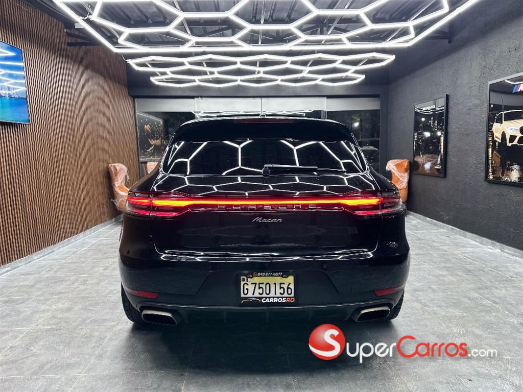 2020 Porsche Macan — foto 5 / 10