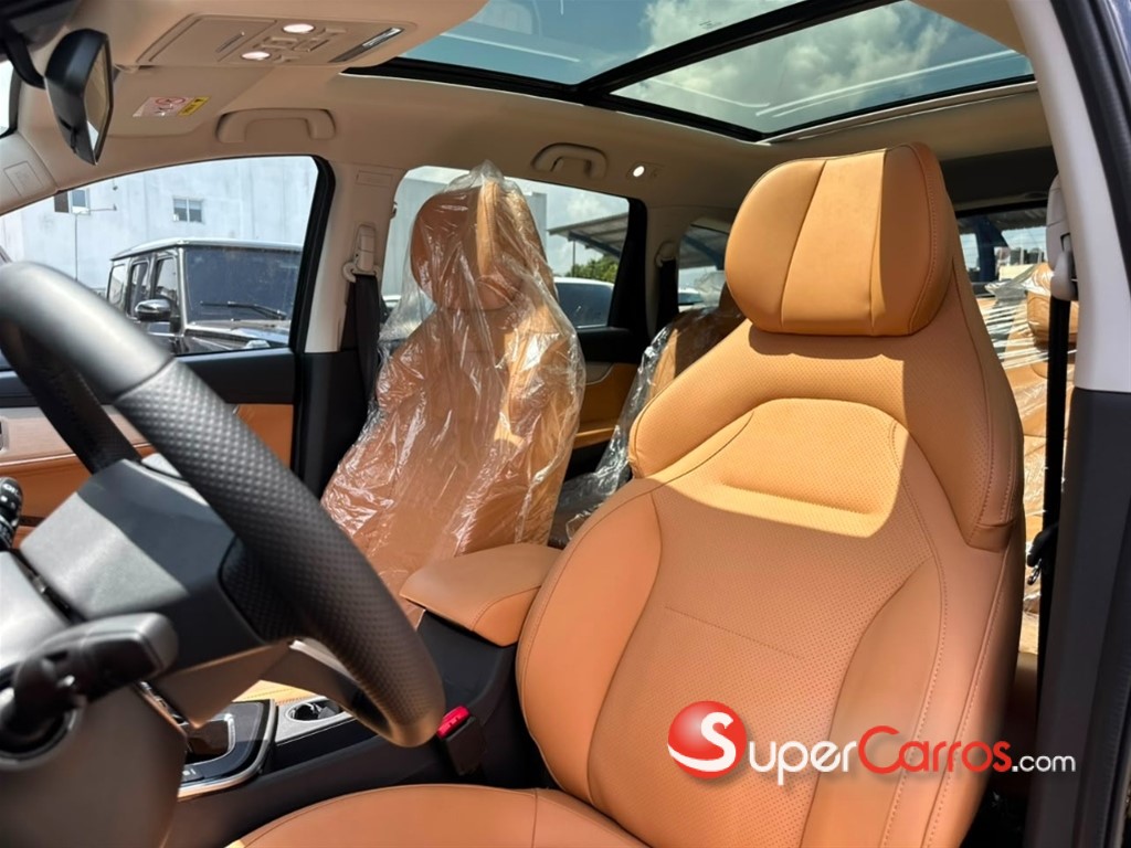 2026 Forthing T5 MACH — foto 4 / 12