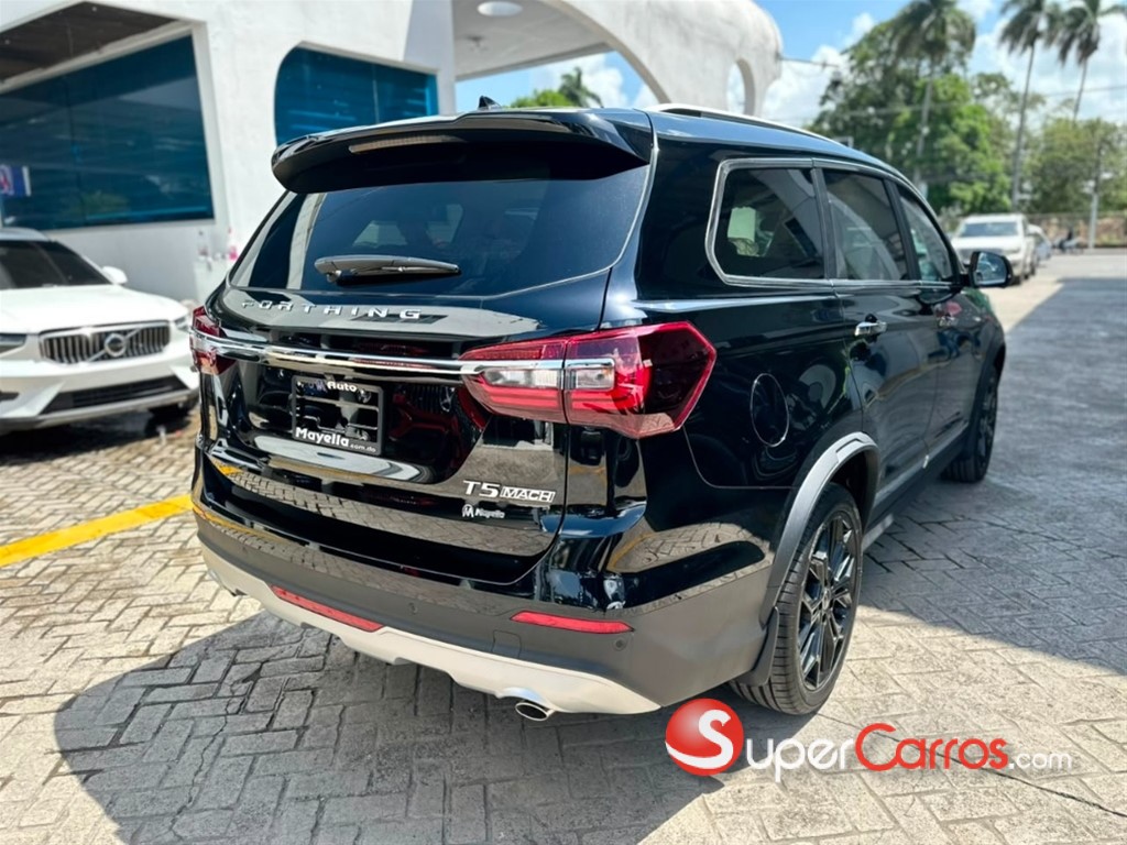 2026 Forthing T5 MACH — foto 10 / 12
