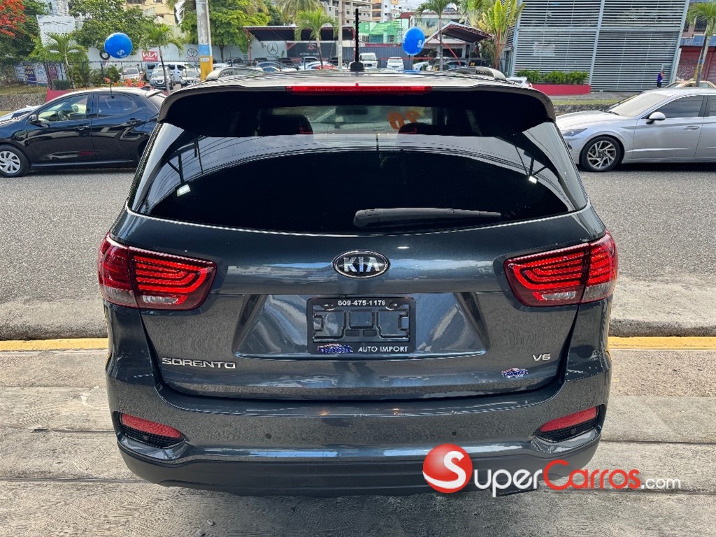 2020 Kia Sorento S — foto 5 / 10